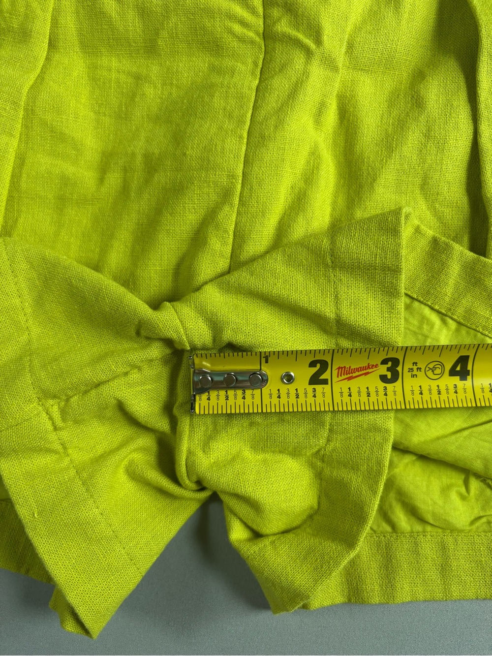 Abercrombie & Fitch Sloane High Waist Pleated Trouser Shorts Chartreuse, M - Picture 6 of 9